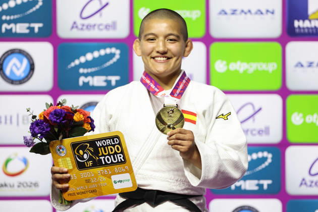 AZERBAIJAN, BAKU - OCTOBER 8, 2026: 1st placed Ai Tsunoda Roustant of Spain pose during an award ceremony for the women s -70 kg category during the 2026 World Judo Championships at the National Gymnastics Arena 2026 World Judo Championships In Baku - ZUMAt113 20261008_zaa_t113_524 Copyright: xMikhailxSinitsynx