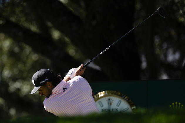 October 8, 2026, Madrid, Madrid, Spain: Marco Penge of England during the Open de Espao±a 2026 presented by Madrid, R1, golf tournament of DP World Tour at Club de Campo Villa de Madrid on October 08, 2026, in Madrid, Spain. Open De Espao±A Presented By Madrid R1 - DP World Tour 2026 - ZUMAa181 20261008_zaa_a181_166 Copyright: xOscarxJ.xBarrosox