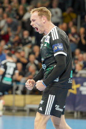 Im Bild: Mathias Gidsel (Fuechse Berlin, 19) , Tor, Treffer, Jubel, Torjubel, Freude, Begeisterung, feiert, jubelt 08.10.2026, Fuechse Berlin - FC Porto, EHF Handball Champions League, Saison 2026 27, Max-Schmeling-Halle 08.10.2026, Fuechse Berlin - FC Porto, EHF Handball Champions League, Saison 2026 27, Max-Schmeling-Halle Copyright: HMBxMedia xPascalxSpanehl
