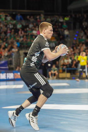 Im Bild: Nils Lichtlein (Fuechse Berlin, 17) 08.10.2026, Fuechse Berlin - FC Porto, EHF Handball Champions League, Saison 2026 27, Max-Schmeling-Halle Copyright: HMBxMedia xPascalxSpanehl