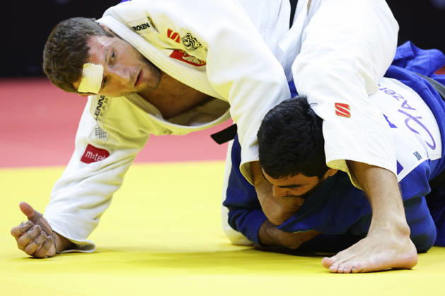 AZERBAIJAN, BAKU - OCTOBER 8, 2026: Murad Fatiyev (bottom) of Azerbaijan and Nemanja Majdov of Serbia compete in their -90 kg bout as part of the 2026 World Judo Championships at the National Gymnastics Arena 2026 World Judo Championships In Baku  - ZUMAt113 20261008_zaa_t113_621 Copyright: xMikhailxSinitsynx