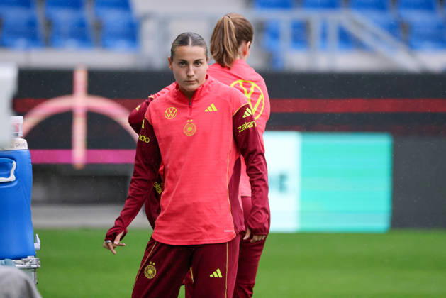 Karlsruhe, Deutschland: 08.10.2026 - Deutsche Fußballnationalmannschaft der Frauen - Abschlusstraining - Testspiel Deutschland vs. Australien Im Bild: Carlotta Wamser (Deutschland) Copyright: HMBxMedia MadeleinexFantini
