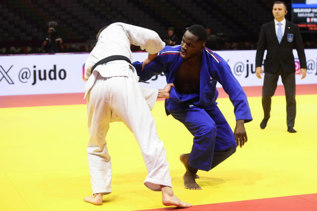 AZERBAIJAN, BAKU - OCTOBER 8, 2026: Maxime-Gael Ngayap Hambou (R) of France and Boris Rutovic of Serbia compete in their -90 kg bout as part of the 2026 World Judo Championships at the National Gymnastics Arena 2026 World Judo Championships In Baku - ZUMAt113 20261008_zaa_t113_636 Copyright: xMikhailxSinitsynx