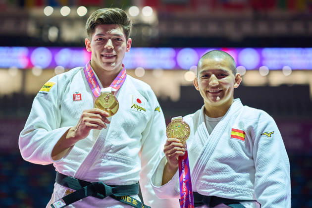 (L-R) Sanshiro Murao (JPN), Tsunoda Roustant Ai (ESP), OCTOBER 8, 2026 -Judo : World Judo Championships BAKU2026 at National Gymnastics Arena in Baku, Azerbaijan. aflo_354330848 KenxAsakurax