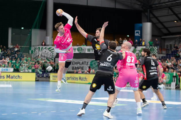 Handball, HBL2: SC DHfK Leipzig - TuS N-Lübbecke; 08.10.2026 Franz Semper (32, SC DHfK Leipzig) wirft aus dem Rückraum. Handball, 2. Bundesliga, Saison 2026 2027, 7. Spieltag: SC DHfK Leipzig vs. TuS N-Lübbecke am 08.10.2026 in der Quarterback Immobilien Arena Leipzig. Copyright: xBEAUTIFULxSPORTS JanxKaeferx