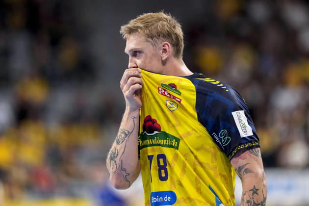 Edwin Aspenbäck (RNL, 78), Spieler der Rhein-Neckar-Löwen, enttäuscht schauend, Enttäuschung, Frustration, disappointed, pessimistisch, Einzelbild, Einzelfoto, Aktion, Action, 08.10.2026, Mannheim (Deutschland), Handball, Bundesliga, Rhein-Neckar Löwen - ThSV Eisenach
