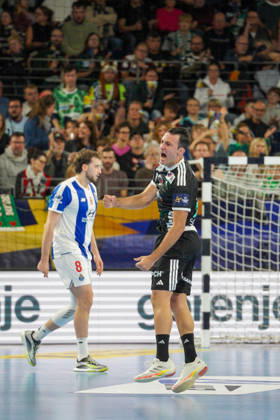 Im Bild: Aitor Arino (Fuechse Berlin, 14), , Tor, Treffer, Jubel, Torjubel, Freude, Begeisterung, feiert, jubelt 08.10.2026, Fuechse Berlin - FC Porto, EHF Handball Champions League, Saison 2026 27, Max-Schmeling-Halle 08.10.2026, Fuechse Berlin - FC Porto, EHF Handball Champions League, Saison 2026 27, Max-Schmeling-Halle 08.10.2026, Fuechse Berlin - FC Porto, EHF Handball Champions League, Saison 2026 27, Max-Schmeling-Halle 08.10.2026, Fuechse Berlin - FC Porto, EHF Handball Champions League, Saison 2026 27, Max-Schmeling-Halle Copyright: HMBxMedia xPascalxSpanehl