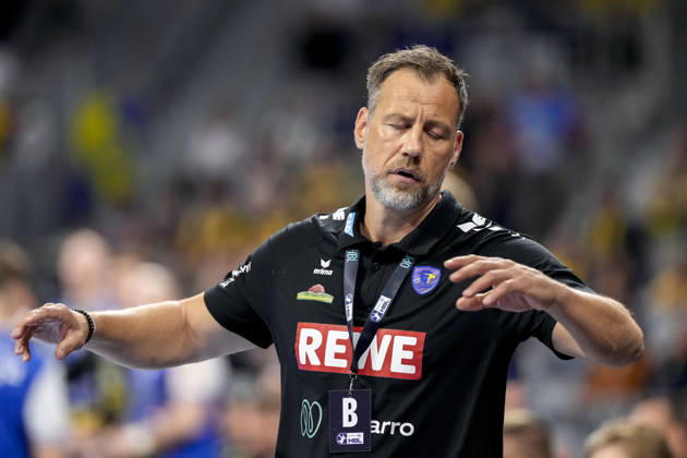 Maik Machulla (Trainer, Cheftrainer, RNL), Einzelbild, Einzelfoto, Aktion, Action, enttäuscht schauend, Enttäuschung, Frustration, disappointed, pessimistisch, 08.10.2026, Mannheim (Deutschland), Handball, Bundesliga, Rhein-Neckar Löwen - ThSV Eisenach