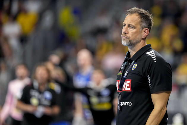 Maik Machulla (Trainer, Cheftrainer, RNL), Einzelbild, Einzelfoto, Aktion, Action, enttäuscht schauend, Enttäuschung, Frustration, disappointed, pessimistisch, 08.10.2026, Mannheim (Deutschland), Handball, Bundesliga, Rhein-Neckar Löwen - ThSV Eisenach