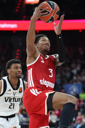 MarJon Beauchamp (FC Bayern Basketball, 03) mit Derrick Alston Jr. (Virtus Bologna, 21), GER, FC Bayern Basketball vs. Virtus Bologna, Basketball, Euroleague, 4. Spieltag, Saison 2026 2027, 08.10.2026, GER, FC Bayern Basketball vs. Virtus Bologna, Basketball, Euroleague, 4. Spieltag, Saison 2026 2027, 08.10.2026 Muenchen Copyright: xEibner-Pressefoto JennixMaulx EP_JML