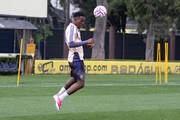 October 8, 2026: TO-45404 & x2013; Mexico City. October 8, 2026. Cristian Borja during a training session for the Club America soccer team at their Coapa facilities in Mexico City. Clasos.com.mx Sports News - October 8, 2026 - ZUMAcs4_ 20261008_faa_cs4_005 Copyright: xMikaxRoblesx