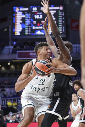 October 8, 2026, Madrid, Madrid, Spain: Walter Samuel Tavares da Veiga of Real Madrid and Bandja Sy of Partizan Mozzart Bet Belgrade in action during the Euroleague Basketball Regular Season Round 4 game between Real Madrid v Partizan Mozzart Bet Belgrade at Movistar Arena on October 08, 2026 in Madrid, Spain. Real Madrid V Partizan Mozzart Bet Belgrade - Euroleague 2025 2026 - ZUMAa181 20261008_zaa_a181_238 Copyright: xIrinaxR.xHipolitox