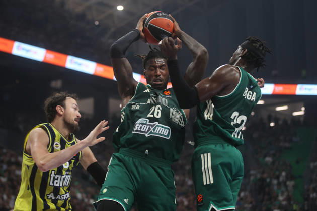 Panatinaikos AKTOR v Fenerbahce Tarfin - EuroLeague ATHENS, GREECE - OCTOBER 8: Mathias Lessort of Panatinaikos AKTOR in action during the EuroLeague Week 4 match between Panathinaikos AKTOR and Fenerbahce Tarfin at OAKA Sports Hall in Athens, Greece, on October 8, 2026. Ayhan Mehmet Anadolu Athens Greece. Editorial use only. Please get in touch for any other usage.  Copyright: x2026xAnadoluxAyhanxMehmetx