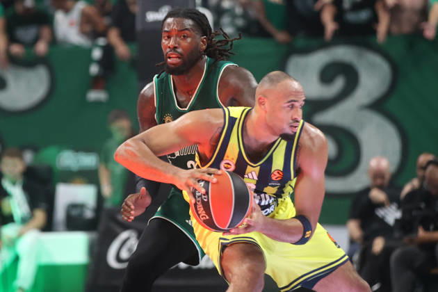 Panatinaikos AKTOR v Fenerbahce Tarfin - EuroLeague ATHENS, GREECE - OCTOBER 8: Talen Horton Tucker of Fenerbahce Tarfin in action during the EuroLeague Week 4 match between Panathinaikos AKTOR and Fenerbahce Tarfin at OAKA Sports Hall in Athens, Greece, on October 8, 2026. Ayhan Mehmet Anadolu Athens Greece. Editorial use only. Please get in touch for any other usage.  Copyright: x2026xAnadoluxAyhanxMehmetx