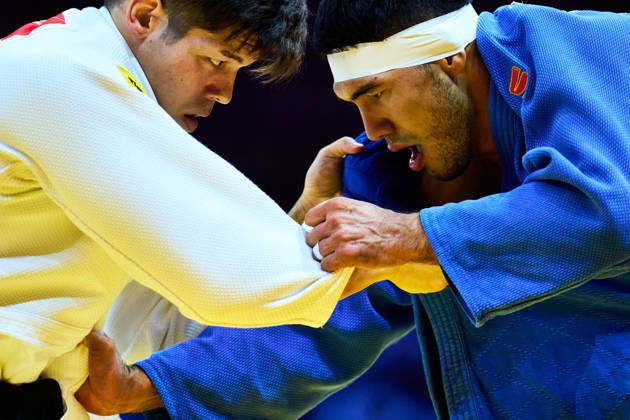 (L-R) Sanshiro Murao (JPN), Sherov Erlan (KGZ), OCTOBER 8, 2026 -Judo : World Judo Championships BAKU2026 Mens -90kg2nd Round match at National Gymnastics Arena in Baku, Azerbaijan. aflo_354386669 KenxAsakurax
