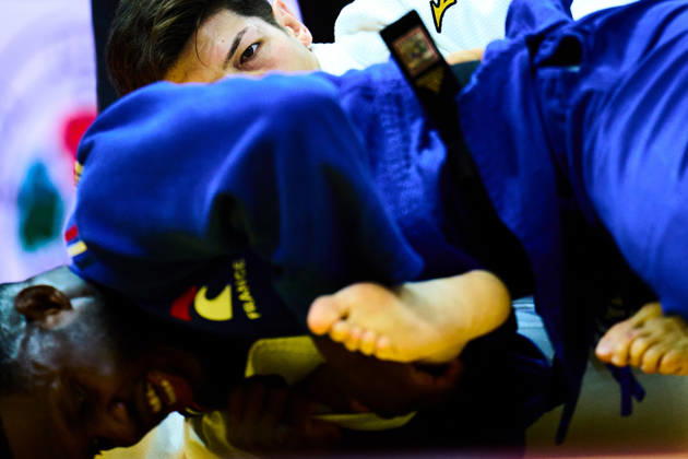 (Top-Bottom) Sanshiro Murao (JPN), Ngayap Hambou Maxime-Gael (FRA), OCTOBER 8, 2026 -Judo : World Judo Championships BAKU2026 Mens -90kgSemi-final match at National Gymnastics Arena in Baku, Azerbaijan. aflo_354386760 KenxAsakurax