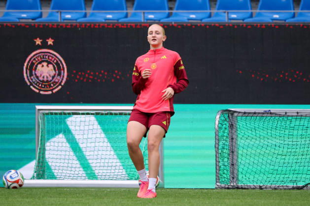 Karlsruhe, Deutschland: 08.10.2026 - Deutsche Fußballnationalmannschaft der Frauen - Abschlusstraining - Testspiel Deutschland vs. Australien Im Bild: Luzie Zähringer Zaehringer (Deutschland) Copyright: HMBxMedia MadeleinexFantini