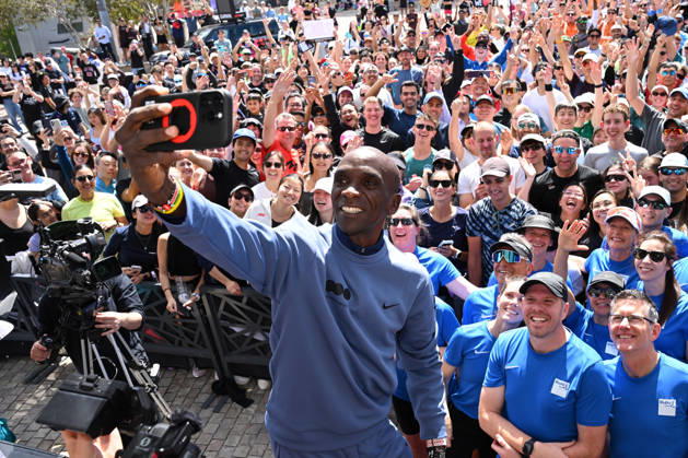 ELIUD KIPCHOGE MELBOURNE MARATHON OP, Elite marathon athlete Eliud Kipchoge during a fan event ahead of the Melbourne Marathon, in Melbourne, Friday, October 9, 2026. ( NO ARCHIVING MELBOURNE VICTORIA Australia  Copyright: xJAMESxROSSx 20261009112051251208