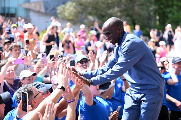 ELIUD KIPCHOGE MELBOURNE MARATHON OP, Elite marathon athlete Eliud Kipchoge during a fan event ahead of the Melbourne Marathon, in Melbourne, Friday, October 9, 2026. ( NO ARCHIVING MELBOURNE VICTORIA Australia  Copyright: xJAMESxROSSx 20261009151615863726