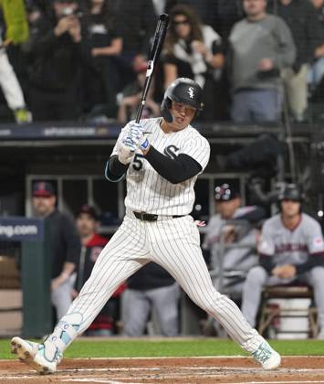 Baseball: Division Series between Guardians and White Sox Chicago White Sox first baseman Munetaka Murakami reacts after striking out in the first inning of Game 4 of the American League Division Series against the Cleveland Guardians at Rate Field in Chicago on Oct. 8, 2026. A14AA0005630506P