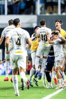 October 10, 2026, Sao Paulo, Sao Paulo, Brazil: SoO PAULO (SP), BRAZIL OCTOBER 10: Santos player Neymar Jr. during the match between Santos and Flamengo in the 2026 Brazilian Championship at Vila Belmiro Stadium in Santos (SP), Brazil, on Thursday, October 10, 2026., Credit:Marco Miatelo Avalon Copyright: xMarcoxMiatelox xAvalonx 1141611858