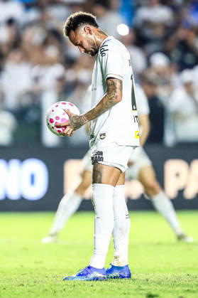 October 10, 2026, Sao Paulo, Sao Paulo, Brazil: SoO PAULO (SP), BRAZIL OCTOBER 10: Santos player Neymar Jr. during the match between Santos and Flamengo in the 2026 Brazilian Championship at Vila Belmiro Stadium in Santos (SP), Brazil, on Thursday, October 10, 2026., Credit:Marco Miatelo Avalon Copyright: xMarcoxMiatelox xAvalonx 1141612048