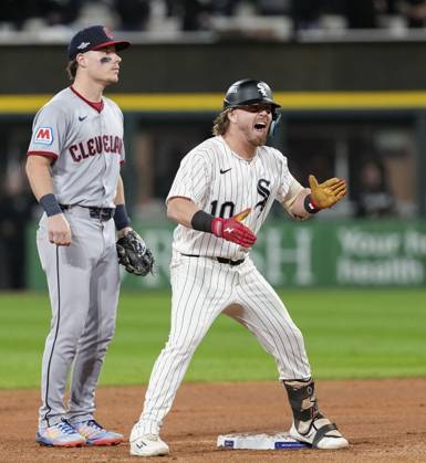 Baseball: Division Series between Guardians and White Sox Chase Meidroth of the Chicago White Sox celebrates after hitting a double in the third inning of Game 4 of the American League Division Series against the Cleveland Guardians at Rate Field in Chicago on Oct. 8, 2026.  A14AA0005630520P