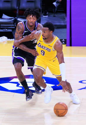 October 8, 2026, Los Angeles, California, USA: Bronny James 9 of the Los Angeles Lakers fouls Elfrid Payton 3 of the Sacramento Kings during a preseason NBA, Basketball Herren, USA game on Thursday October 8, 2026 at Crypto.com Arena in Los Angeles, California. Lakers defeat Kings, 114 -110. JAVIER ROJAS PI Lakers Vs. Kings  - ZUMAp124 20261008_zaa_p124_059 Copyright: xJavierxRojasx