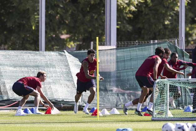 October 9, 2026, Sant Joan Despi, Barcelona, Spain: Joao Cancelo during the training day of FC Barcelona, Barca ahead the Spanish League, Laliga EA Sports, football match against Getafe CF at Ciudad Esportiva Joan Gamper on October 09, 2026 in Sant Joan Despi, Barcelona, Spain. FC Barcelona Training And press conference, PK, Pressekonferenz - LaLiga EA Sports - ZUMAa181 20261009_zaa_a181_015 Copyright: xJavierxBorregox