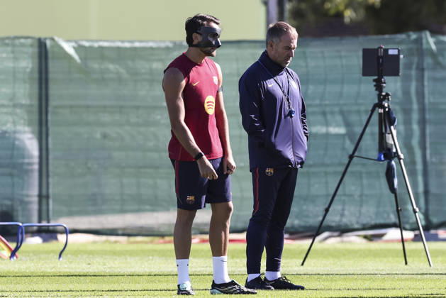 October 9, 2026, Sant Joan Despi, Barcelona, Spain: Eric Garcia and Hansi Flick, head coach during the training day of FC Barcelona, Barca ahead the Spanish League, Laliga EA Sports, football match against Getafe CF at Ciudad Esportiva Joan Gamper on October 09, 2026 in Sant Joan Despi, Barcelona, Spain. FC Barcelona Training And press conference, PK, Pressekonferenz - LaLiga EA Sports - ZUMAa181 20261009_zaa_a181_017 Copyright: xJavierxBorregox