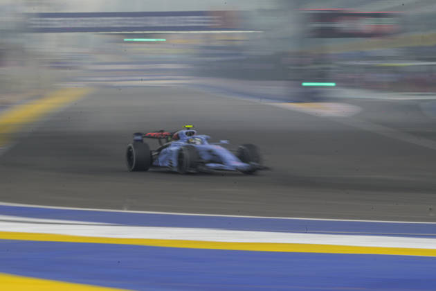 October 9, 2026, Singapore, Tamilnadu, Singapore: George Russell of Mercedes in action with the new livery special-edition Vanda Bloom collection during FP1, Friday, 9 October , Singapore Grand Prix 2026, Marina Bay Street Circuit, Singapore 2026.Friday, 9 October , Singapore Grand Prix 2026, Marina Bay Street Circuit, Singapore 2026. Formula 1: Singapore Grand Prix 2026 - ZUMAc251 20261009_znp_c251_023 Copyright: xVikramxChandrasekarx