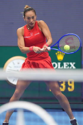 (261009) -- BEIJING, Oct. 9, 2026 -- Zheng Qinwen hits a return during the women s singles quarterfinal match between Zheng Qinwen of China and Elina Svitolina of Ukraine at 2026 China Open tennis tournament in Beijing, China, Oct. 9, 2026. ) (SP)CHINA-BEIJING-TENNIS-CHINA OPEN-WOMEN S SINGLES (CN) XiexHan