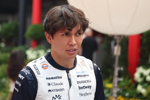 F1 Singapore Grand Prix 2026 Practice Alexander Albon of Atlassian Williams before the practice ahead of the Formula 1 Singapore Grand Prix at Marina Bay Street Circuit in Singapore on October 9, 2026. Singapore Singapore Copyright: xJakubxPorzyckix originalFilename:porzycki-f1singap261009_npG7x