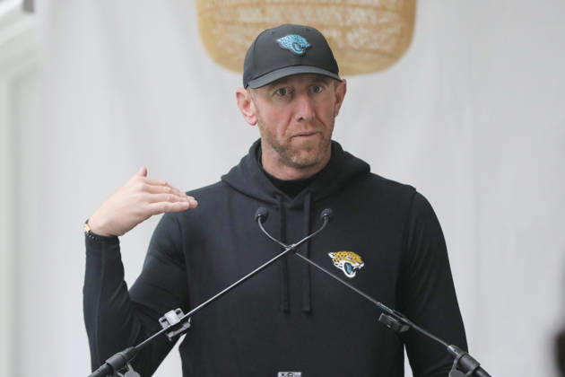 CHADLER’S CROSS, ENGLAND - OCTOBER 09: Head Coach Liam Coan of the Jacksonville Jaguars at pre training interview during the Jacksonville Jaguars team practise and media as part of the London NFL, American Football Herren, USA Series 2026, at the Grove, Chandler’s Cross, Hertfordshire, England, on 09 October 2026. Jody Demay - Davies SPP Copyright: xJodyxDemayx-xDaviesx xSPPx Sportspressphoto_SPR249387