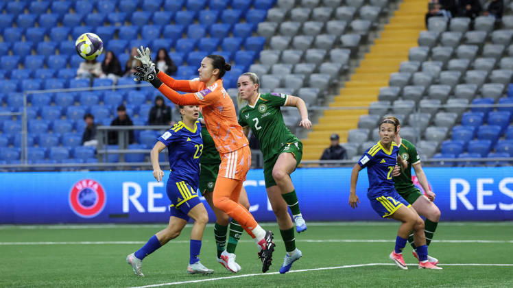 2027 FIFA Women s World Cup Round One Qualifying Play-off First Leg, Astana Arena, Astana, Kazakhstan 9 10 2026 Kazakhstan vs Republic of Ireland Kazakhstan™s Nazym Ismailova with Jessie Stapleton of Ireland Nazym Ismailova with Jessie Stapleton 9 10 2026  Copyright: xx BSNK6636