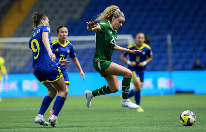 2027 FIFA Women s World Cup Round One Qualifying Play-off First Leg, Astana Arena, Astana, Kazakhstan 9 10 2026 Kazakhstan vs Republic of Ireland Ireland™s Leanne Kiernan with Bibigul Nurusheva of Kazakhstan Leanne Kiernan with Bibigul Nurusheva 9 10 2026  Copyright: xx BASN3749