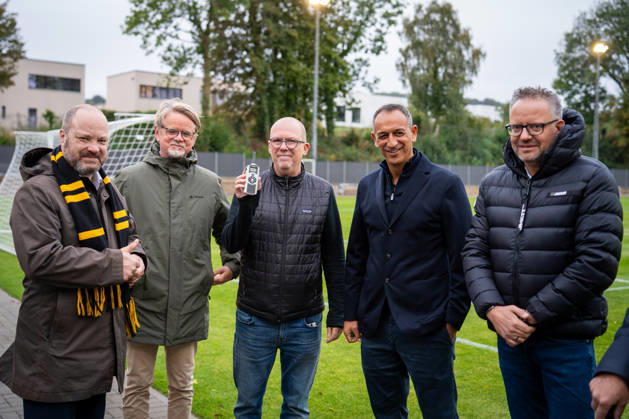 Dr. Dirk Kall (Kaufmaennischer Geschaeftsfuehrer, Alemannia Aachen), Rachid Azzouzi (Geschaeftsfuehrer Alemannia Aachen) und Bjoern Jansen (Alemannia Aachen, Praesident), Oberbuergermeister Marcel Ziemons und Carsten Staadt (Aufsichtsrat ASB) TSV Alemannia Aachen Eroeffnung des neuen Trainigsplatzes, Saison 2026 2027, 09.10.2026 TSV Alemannia Aachen Eroeffnung des neuen Trainigsplatzes, Saison 2026 2027, 09.10.2026 Aachen Copyright: xEibner-Pressefoto J.xDerondeaux EP_JDU