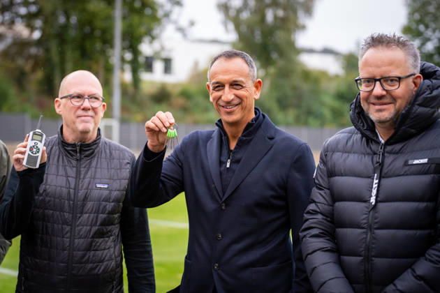 Dr. Dirk Kall (Kaufmaennischer Geschaeftsfuehrer, Alemannia Aachen), Rachid Azzouzi (Geschaeftsfuehrer Alemannia Aachen) und Bjoern Jansen (Alemannia Aachen, Praesident) TSV Alemannia Aachen Eroeffnung des neuen Trainigsplatzes, Saison 2026 2027, 09.10.2026 TSV Alemannia Aachen Eroeffnung des neuen Trainigsplatzes, Saison 2026 2027, 09.10.2026 Aachen Copyright: xEibner-Pressefoto J.xDerondeaux EP_JDU