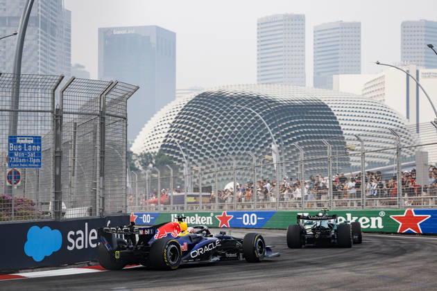 F1 - SINGAPORE GRAND PRIX 2026 03 VERSTAPPEN Max (nld), Red Bull Racing Ford RB22, action during the 2026 Formula 1 Singapore Grand Prix, 17th round of the 2026 Formula One World Championship, WM, Weltmeisterschaft from October 9 to 11, 2026 on the Marina Bay Street Circuit, in Singapore, Singapore - SingaporeSingapore  Copyright: xJulienxDelfossex