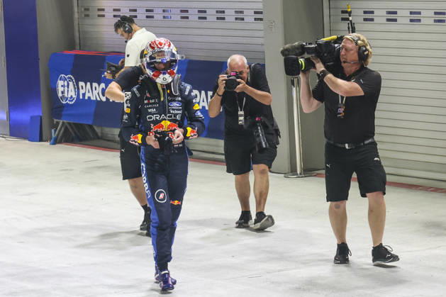 Formula 1 Singapore Airlines Singapore Grand Prix 2026 Sprint Race Pole Position Max Verstappen (NED), Oracle Red Bull Racing , RB22, Car 3 during Formula 1 Singapore Airlines Singapore Grand Prix 2026 on October 9., 2026 in Marina Bay Street Circuit, Singapore, Zsombor Toth Singapore Marina Bay Street Circuit Singapore Singapore Copyright: xZsomborxTothx