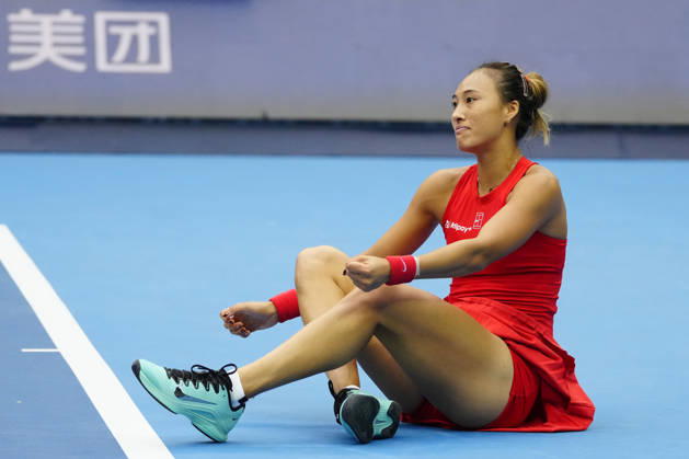 China Open 2026 - women s singles quarter-final in Beijing, China - 09 Oct 2026 Qinwen Zheng of China celebrates winning against Elina Svitolina of Ukraine (not in view) during the women s singles quarter-final match on day ten of China Open at the National Tennis Center. Beijing China Copyright: xPolyxFeix xSOPAxImagesx 20261009_7769_350