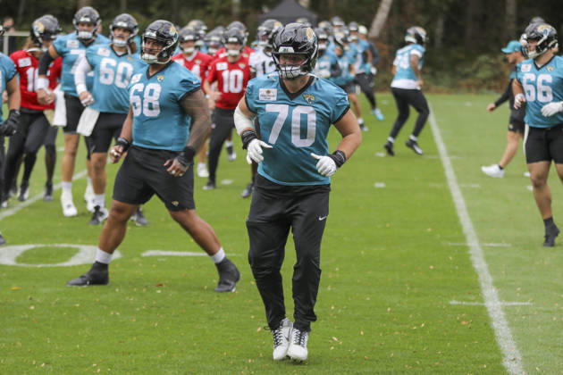 CHADLER’S CROSS, ENGLAND - OCTOBER 09: Cole van Lanen of the Jacksonville Jaguars training with the team during the Jacksonville Jaguars team practise and media as part of the London NFL, American Football Herren, USA Series 2026, at the Grove, Chandler’s Cross, Hertfordshire, England, on 09 October 2026. Jody Demay - Davies SPP Copyright: xJodyxDemayx-xDaviesx xSPPx Sportspressphoto_SPR249425
