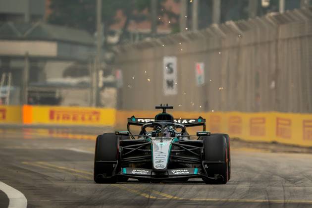 October 9, 2026, Singapore, Singapore: George Russell (GBR) (Mercedes-AMG Petronas F1 Team) during free practice 1 of the Formula 1 Singapore Grand Prix 2026 at the Marina Bay Street Circuit. F1 2026: (Free Practice 1) Singapore Grand Prix In Singapore, Singapore - 09 Oct 2026 - ZUMAs197 20261009_aaa_s197_064 Copyright: xLucaxMartinix