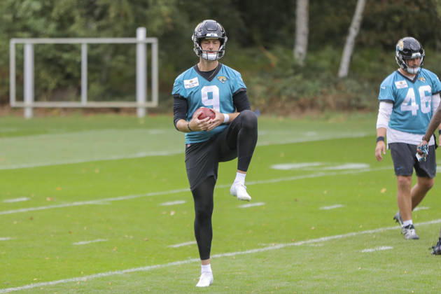 CHADLER’S CROSS, ENGLAND - OCTOBER 09: Logan Cooke of the Jacksonville Jaguars training during the Jacksonville Jaguars team practise and media as part of the London NFL, American Football Herren, USA Series 2026, at the Grove, Chandler’s Cross, Hertfordshire, England, on 09 October 2026. Jody Demay - Davies SPP Copyright: xJodyxDemayx-xDaviesx xSPPx Sportspressphoto_SPR249435