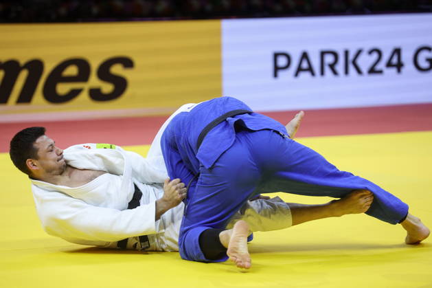 AZERBAIJAN, BAKU - OCTOBER 9, 2026: Niyaz Bilalov (L) of Russia and Arman Adamian of Russia compete in their -100 kg bout as part of the 2026 World Judo Championships at the National Gymnastics Arena 2026 World Judo Championships In Baku - ZUMAt113 20261009_zaa_t113_722 Copyright: xMikhailxSinitsynx