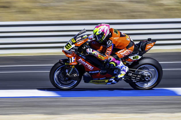 October 9, 2026, Cascais, Lisbon, Portugal: Alvaro Bautista of Barni Spark Racing Team in action during the Free Practice 2 of the FIM Superbike World Championship, WM, Weltmeisterschaft at Circuito Estoril on October 9, 2026 in Cascais, Portugal. Motorsports 2026: WorldSBK - Tissot Estoril Round - ZUMAr200 20261009_zsp_r200_020 Copyright: xNunoxReisinhox
