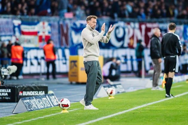 2. Bundesliga: Eintracht Braunschweig vs. Holstein Kiel, 09.10.2026 TOR, JUBEL zum 1:0 durch Jan Urbich (Eintracht Braunschweig, 27), hier Lars Kornetka (Trainer Eintracht Braunschweig); Fußball, 2. Bundesliga, 7. Spieltag: Eintracht Braunschweig vs. Holstein Kiel am 09.10.2026 im Eintracht-Stadion, Braunschweig DFL REGULATIONS PROHIBIT ANY USE OF PHOTOGRAPHS AS IMAGE SEQUENCES AND OR QUASI-VIDEO. Copyright: xBEAUTIFULxSPORTS Tonhäuserx
