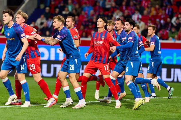Jacob Rasmussen (1. FC Kaiserslautern, 14), Mikkel Kaufmann (1.FC Heidenheim, 29), Paul Joly (1. FC Kaiserslautern, 26), Mathias Honsak (1.FC Heidenheim, 17), Semih Sahin (1. FC Kaiserslautern, 08) GER, 1. FC Heidenheim 1846 vs. 1. FC Kaiserslautern, Fussball, 2. Bundesliga, 7. Spieltag, Spielzeit 2026 2027, 09.10.2026 DFL regulations prohibit any use of photographs as image sequences and or quasi-video. GER, 1. FC Heidenheim 1846 vs. 1. FC Kaiserslautern, Fussball, 2. Bundesliga, 7. Spieltag, Spielzeit 2026 2027, 09.10.2026 Heidenheim an der Brenz Copyright: xEibner-Pressefoto GeraldxOelze-dexStoppanyx EP_ODS