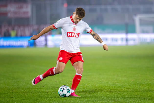 Jannik Hofmann (Rot-Weiss Essen, 37) am Ball GER, SC Preussen Muenster vs. Rot-Weiss Essen, Fussball, 3. Liga, 8. Spieltag, Spielzeit 2026 2027, 09.10.2026 DFL Regulations prohibit any use of photographers as image sequences and or quasi-video. GER, SC Preussen Muenster vs. Rot-Weiss Essen, Fussball, 3. Liga, 8. Spieltag, Spielzeit 2026 2027, 09.10.2026 Muenster Copyright: xEibner-Pressefoto JanxRollingerx EP_JSK