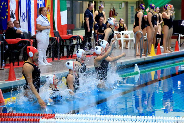 09.10.2026, GER, DEU, Deutschland Wasserball Frauen ,Wasserbal Champion League Qualifikation, Saison 2026, Berlin, Spandau 04 vs. UVSE Spandauer-Spielerkreis, Sprung ins Wasser nordphoto GmbH Engler Berlin Schwimmhalle-Schoeneberg Berlin Deutschland Copyright: xNordphotox xEnglerx